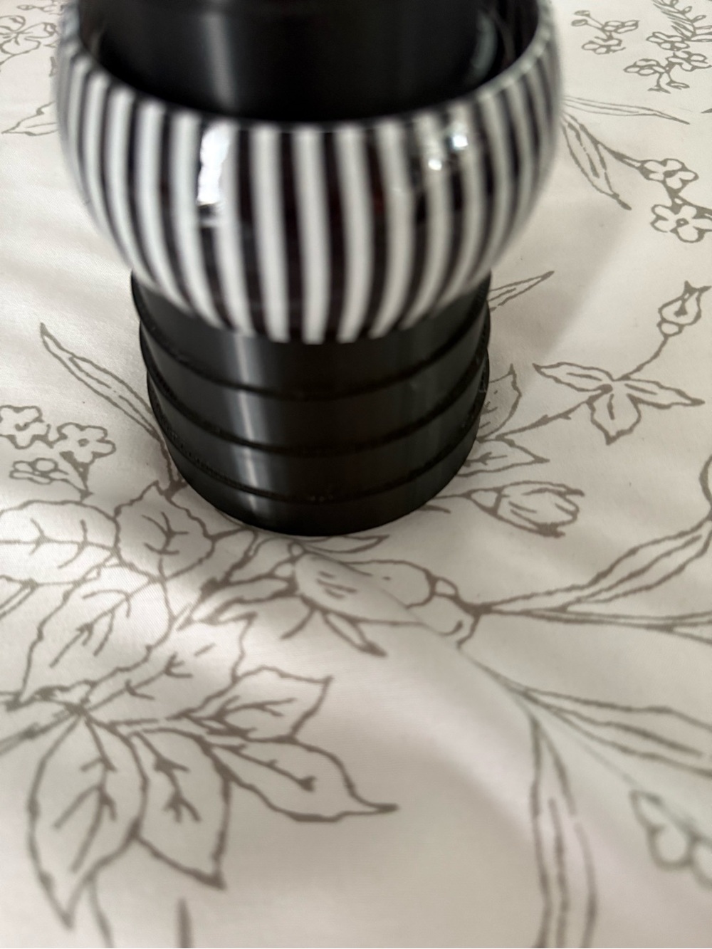 Black and White Striped Resin Bangle Bracelet - Classic Contrast